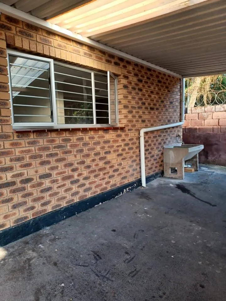 1 Bedroom Apartment / flat to rent in Umhlatuzana