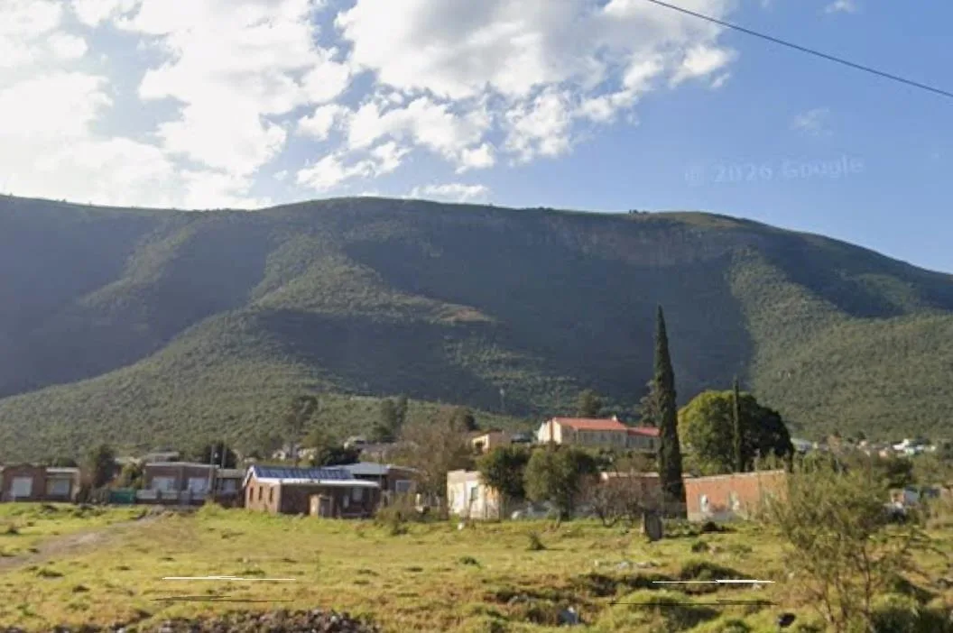 856 m² Land available in Somerset East