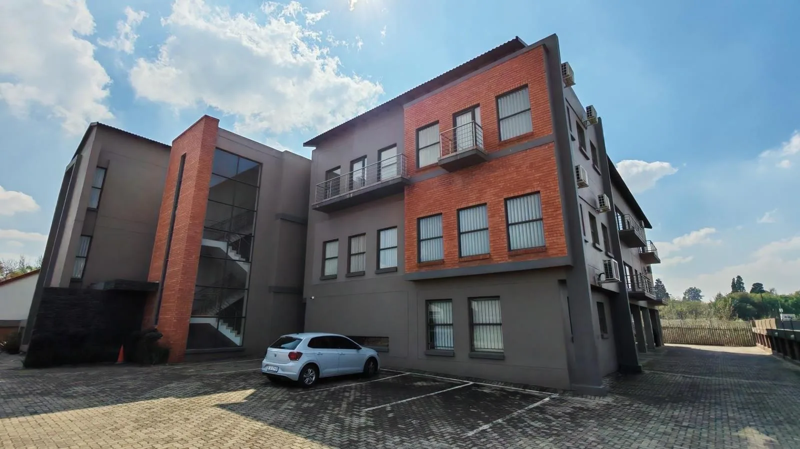 1 625 m² Commercial space in New Redruth