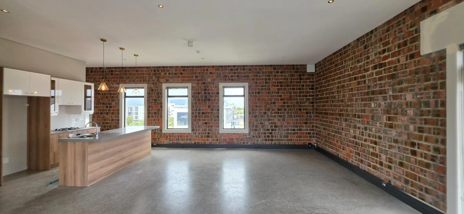 368 m² Office Space in Paardevlei