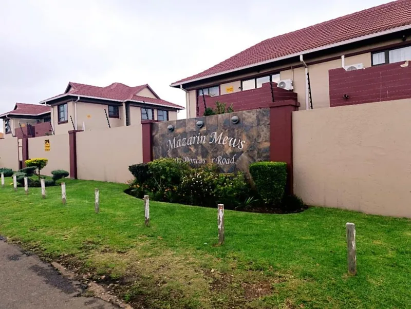 3 Bedroom Townhouse to rent in New Market Park