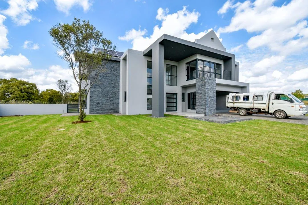 4 Bedroom House for sale in Waterlake Farm Lifestyle Estate