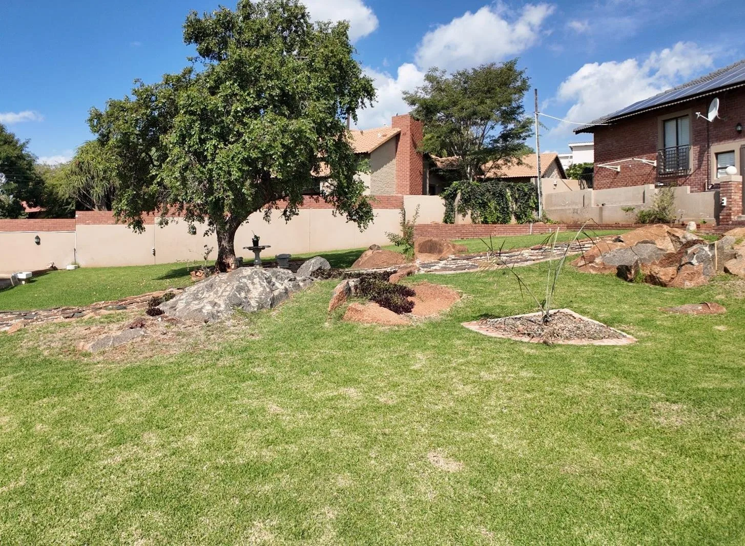 1 025 m² Land available in Boschdal
