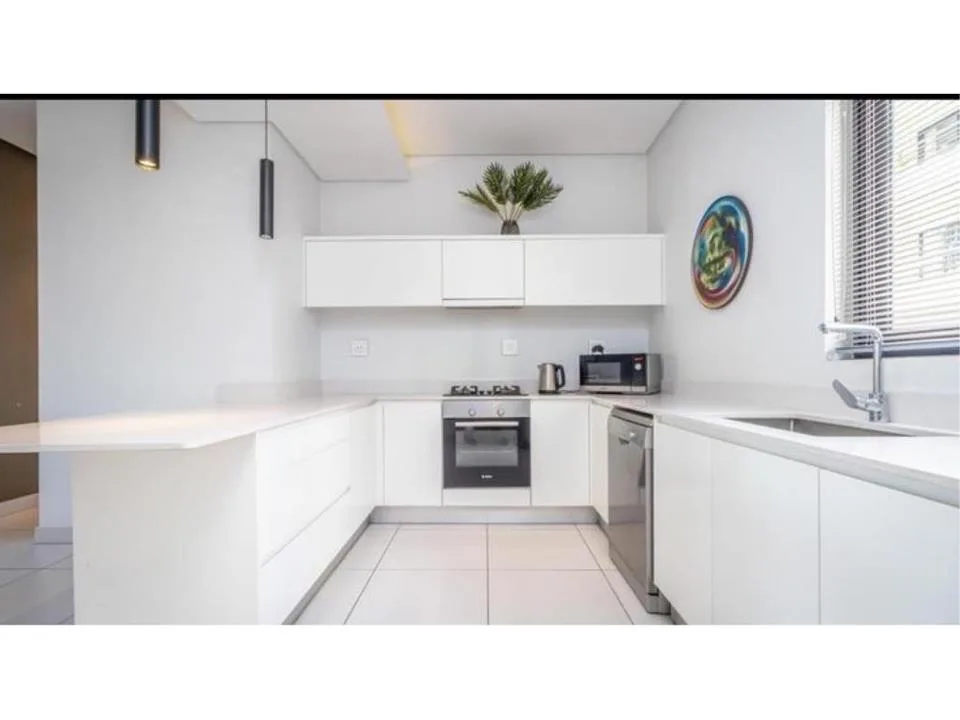 2 Bedroom Apartment / flat to rent in Rosebank