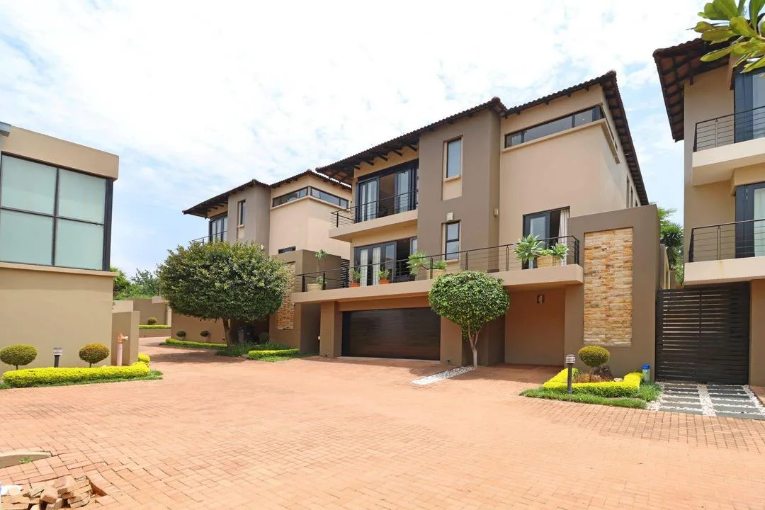 4 Bedroom House to rent in Bryanston