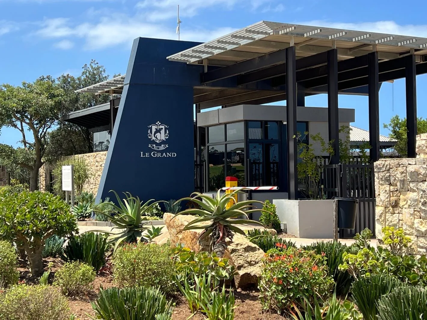 600 m² Land available in Le Grand George Golf Estate