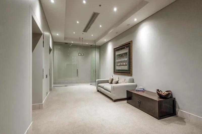 1 Bedroom Apartment / flat to rent in Sandton Central