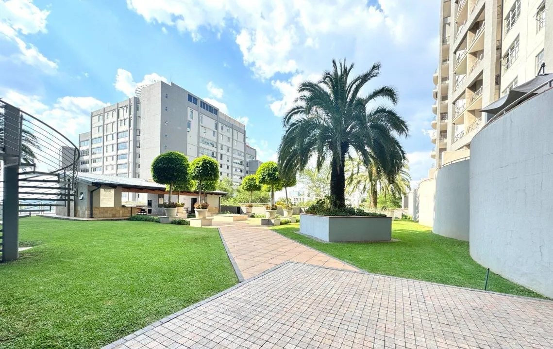 3 Bedroom Apartment / flat to rent in Sandhurst