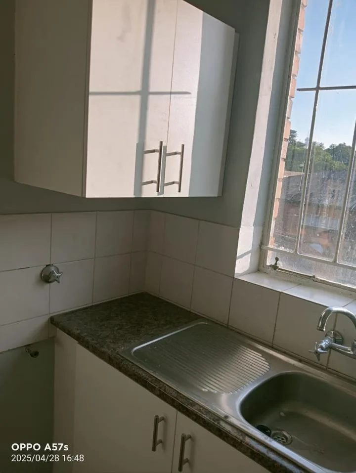 1 Bedroom Apartment / flat to rent in Bellevue East