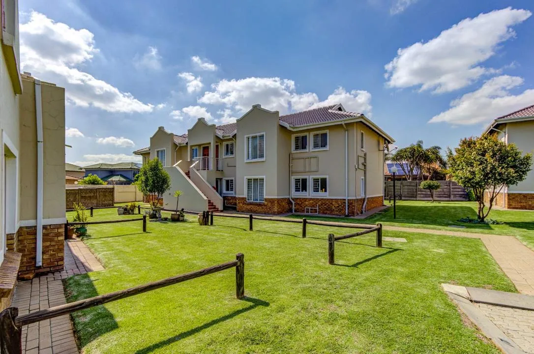 2 Bedroom Apartment / flat to rent in Norton Park