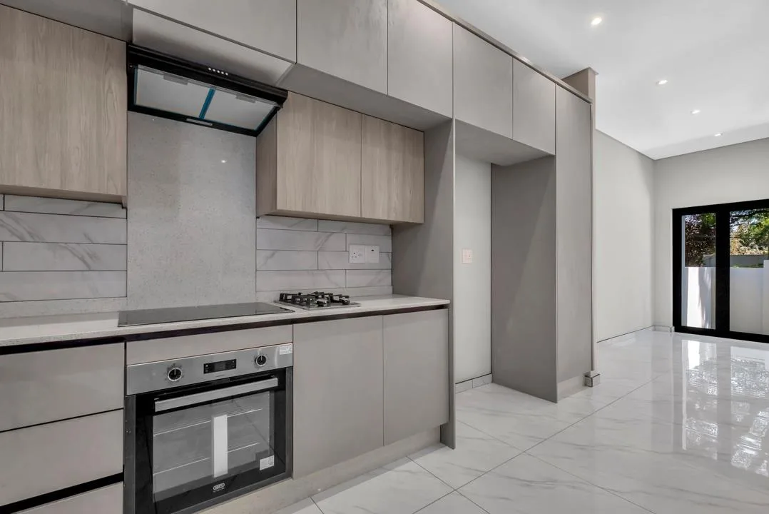 2 Bedroom Apartment / flat to rent in Parktown North
