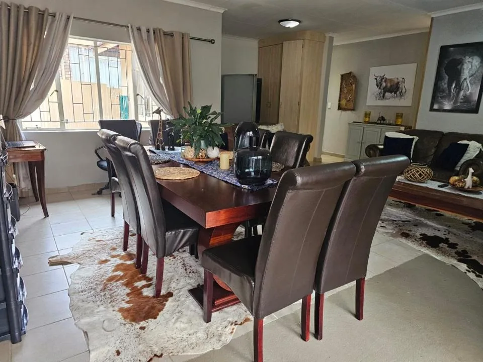 3 Bedroom House for sale in Safari Gardens