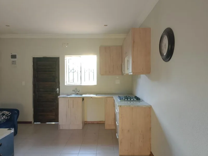 2 Bedroom House to rent in Mulbarton