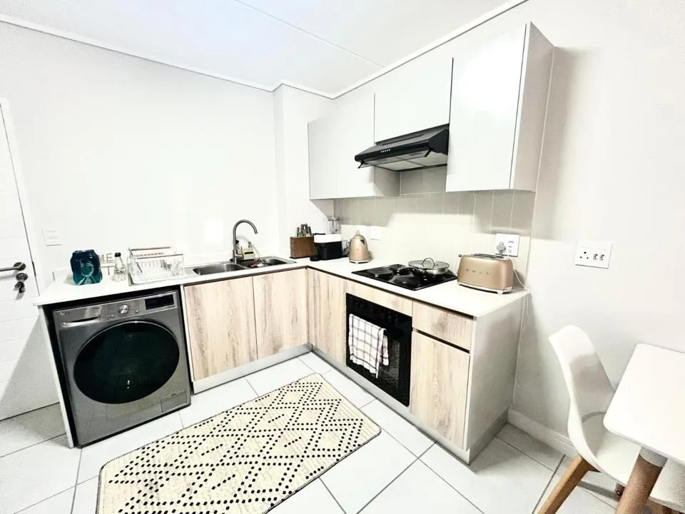 2 Bedroom Apartment / flat to rent in Mooikloof