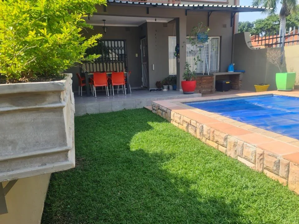 3 Bedroom Townhouse for sale in Rustenburg Central