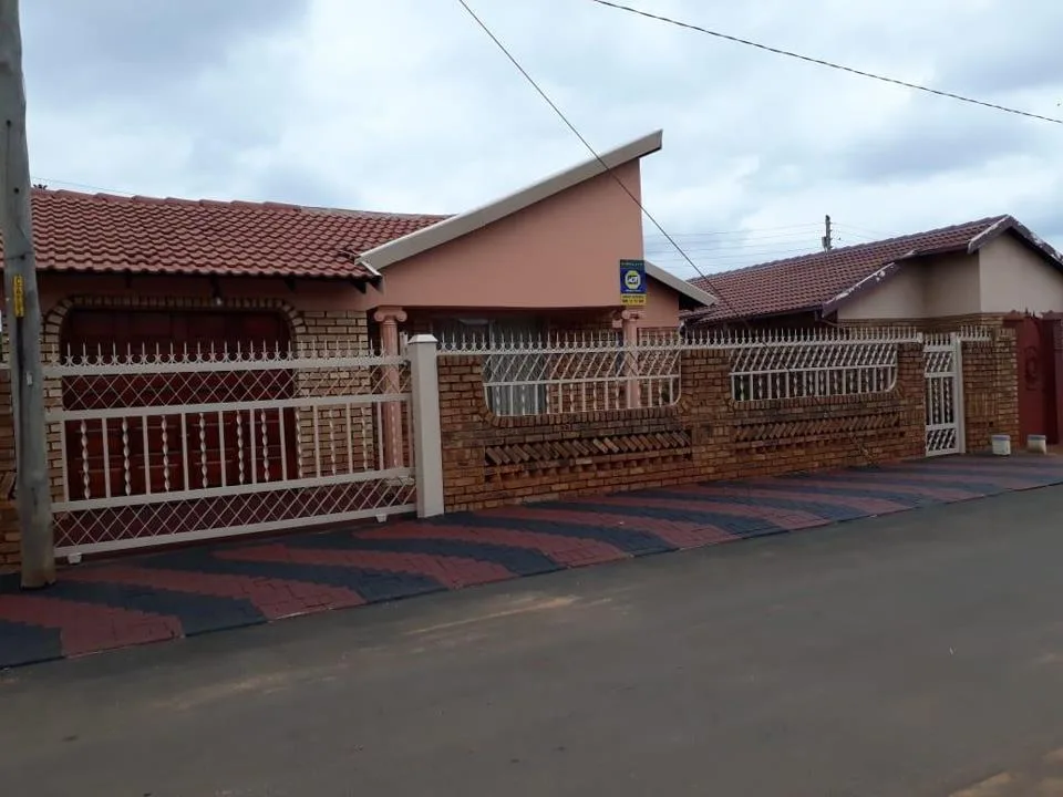 3 Bedroom House to rent in Ga-rankuwa Unit 1