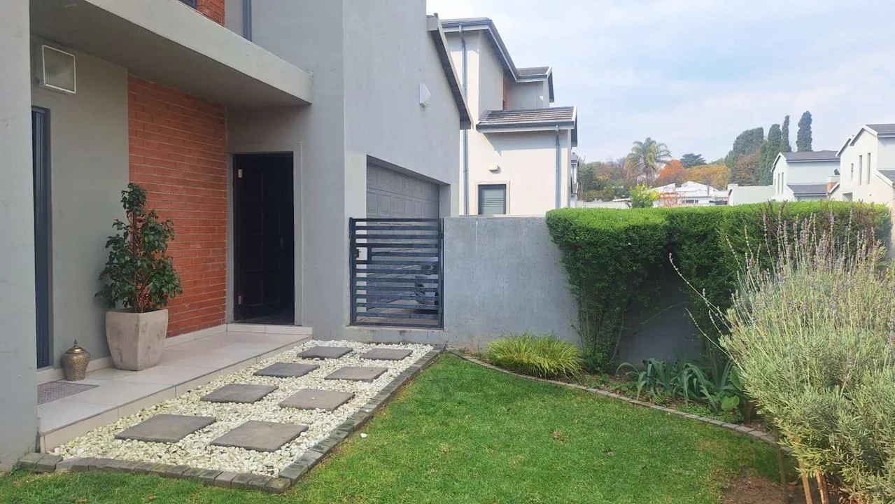 3 Bedroom Townhouse to rent in Ferndale