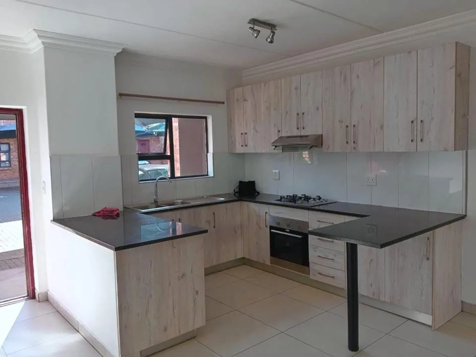 2 Bedroom Apartment / flat to rent in Witfield
