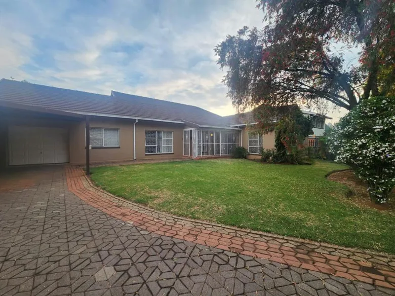 4 Bedroom House to rent in Dalview