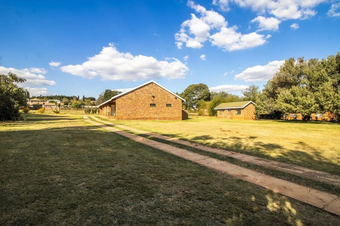 4 Bedroom House to rent in Rietvlei View Country Estates