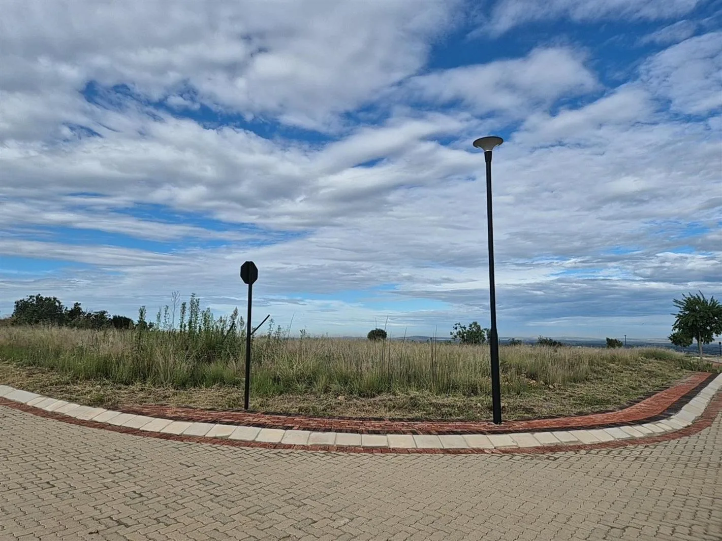 818 m² Land available in Potchefstroom Central