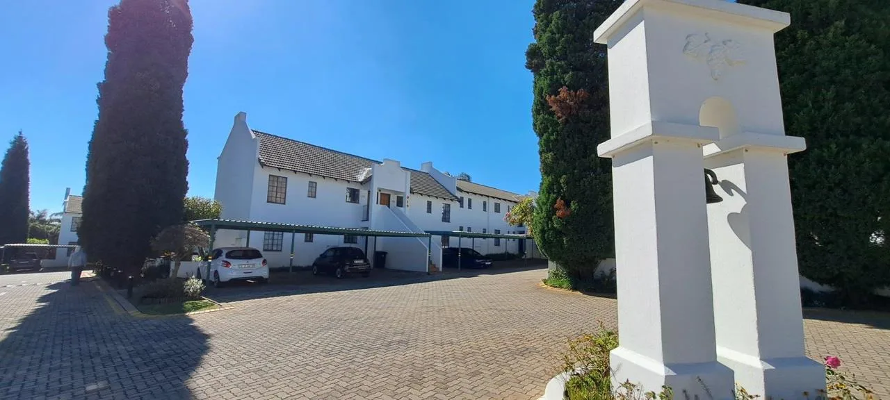 3 Bedroom Townhouse to rent in Marais Steyn Park