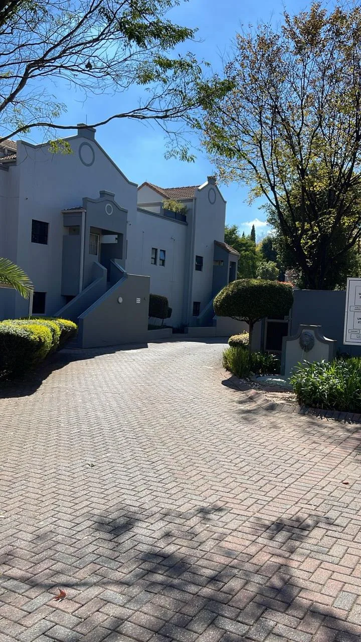 2 Bedroom Townhouse to rent in Waverley