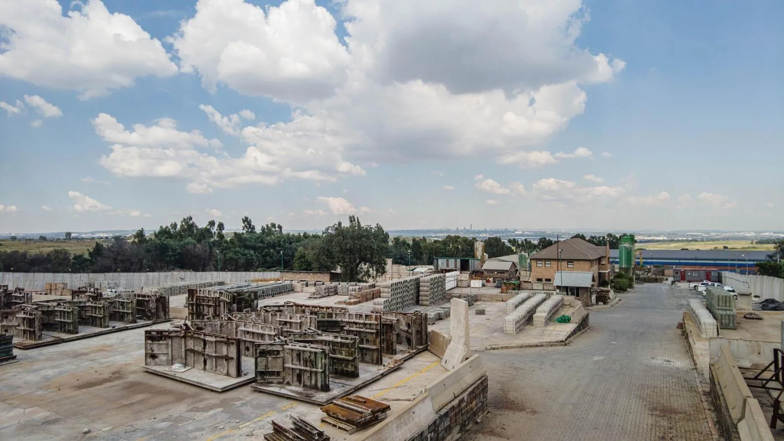 17 061 m² Industrial space in Chloorkop