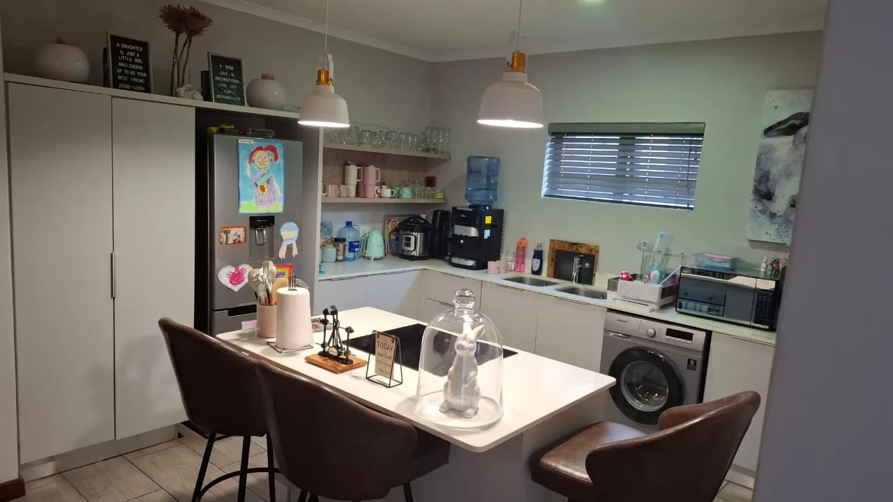 2 Bedroom Townhouse to rent in Olympus AH