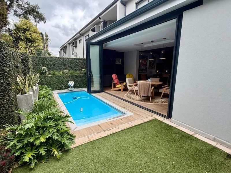 2 Bedroom Townhouse to rent in Menlo Park