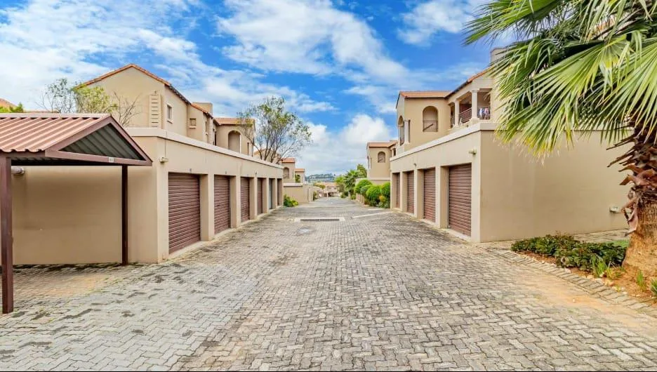 2 Bedroom Apartment / flat to rent in North Riding