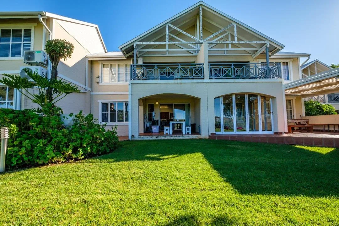 2 Bedroom Apartment / flat for sale in Caribbean Beach