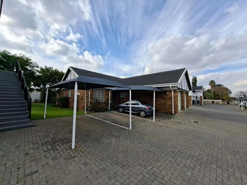 2 Bedroom Townhouse to rent in Beyers Park