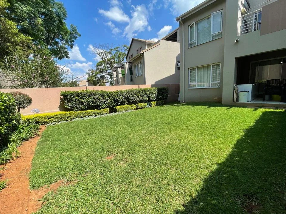 2 Bedroom Apartment / flat to rent in Bryanston