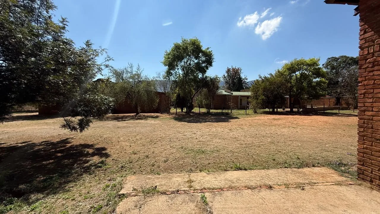 8.6 ha Farm in Kameeldrift West