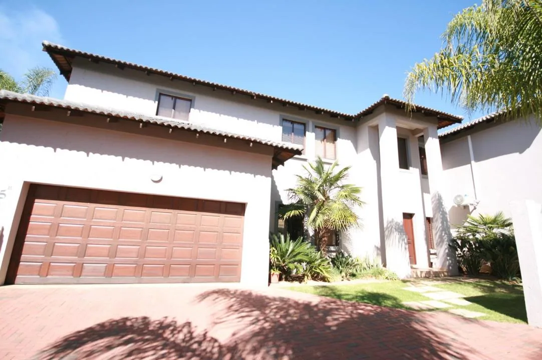 4 Bedroom House to rent in Woodhill Golf Estate