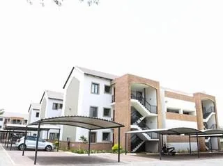 0.5 Bedroom Apartment / flat to rent in Montana