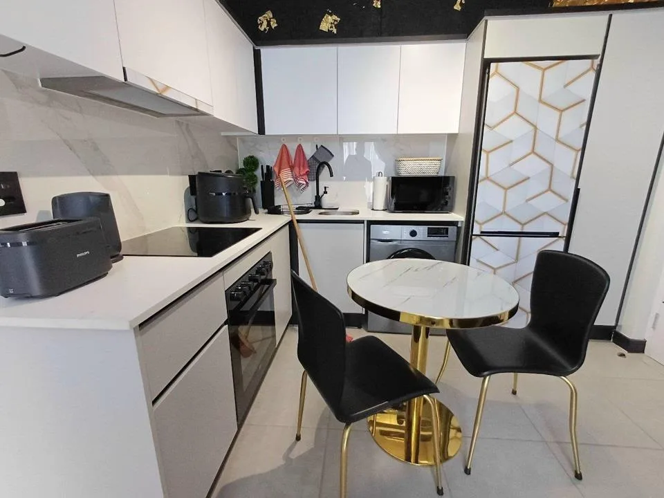 1 Bedroom Apartment / flat to rent in Waterfall