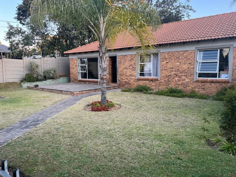3 Bedroom House in Fontainebleau