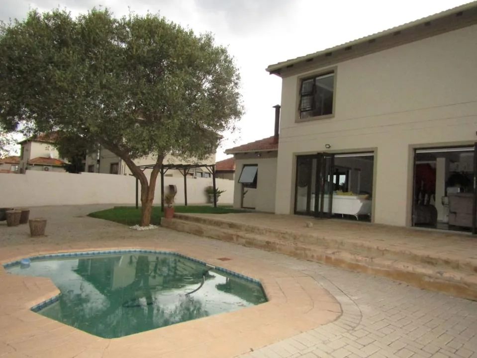 3 Bedroom House for sale in Ngwenya River Estate