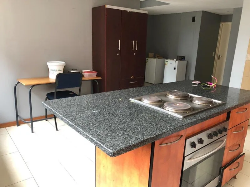 2 Bedroom Apartment / flat to rent in Braamfontein