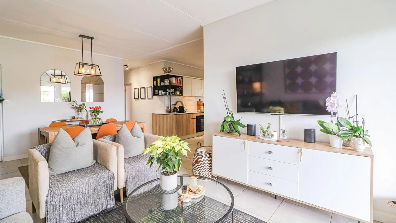 3 Bedroom Apartment / flat to rent in Waterfall