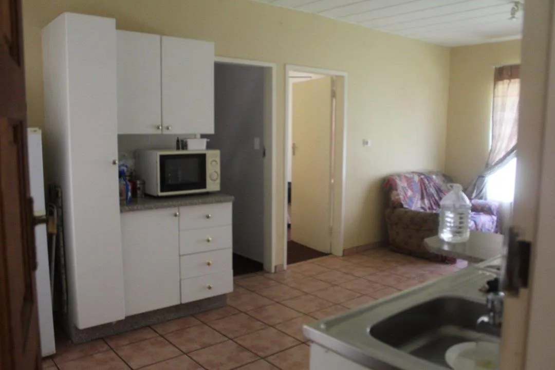 2 Bedroom Apartment / flat for sale in Kannoniers Park