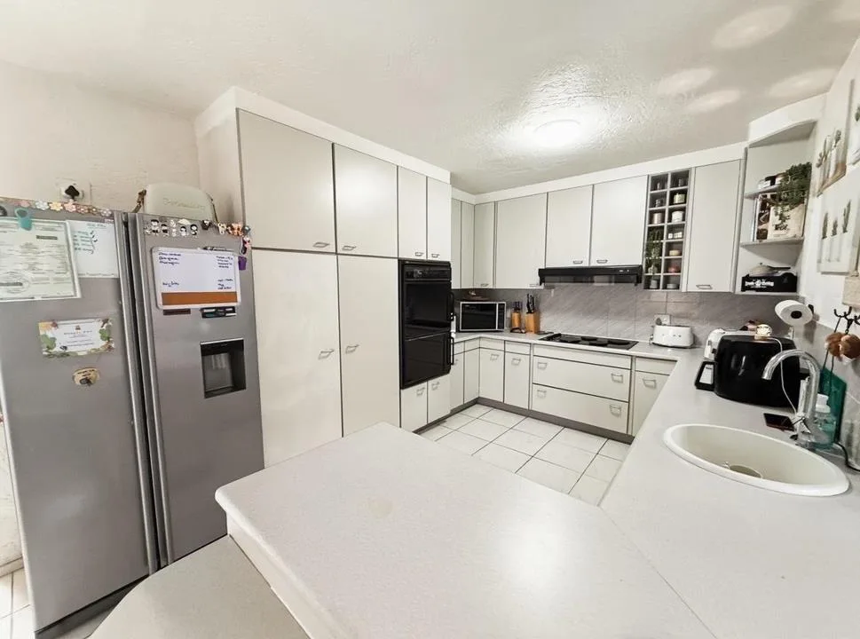 3 Bedroom Townhouse to rent in Bryanston East