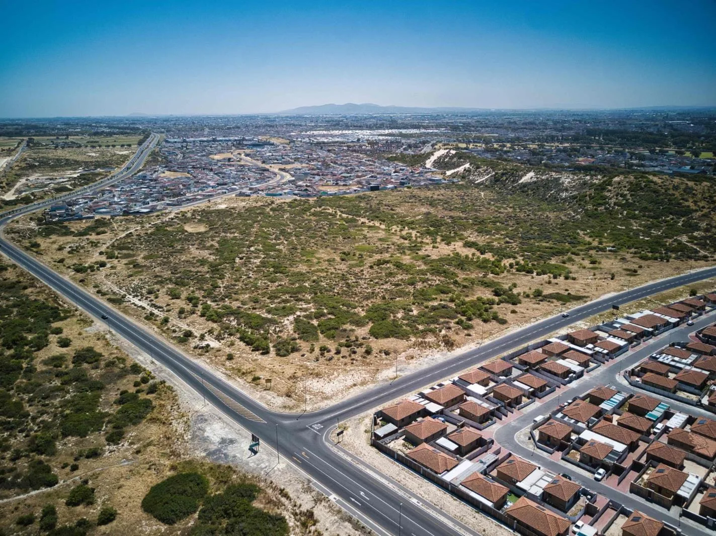 20.8 ha Land available in Westgate