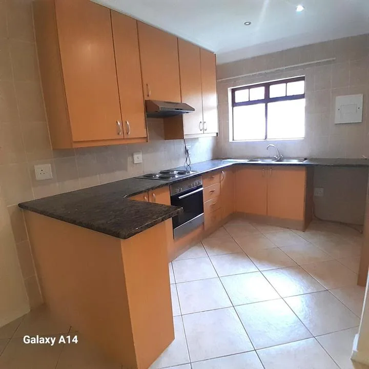 2 Bedroom Apartment / flat to rent in Paulshof