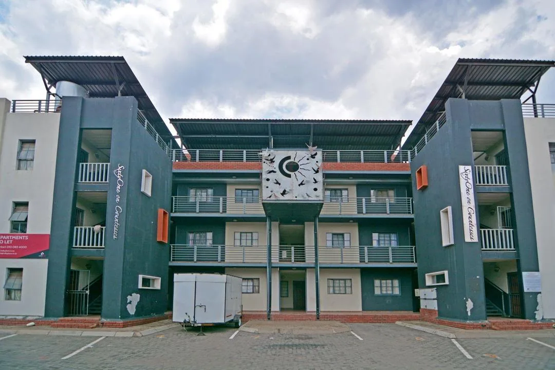 3 Bedroom Apartment / flat to rent in Windsor East