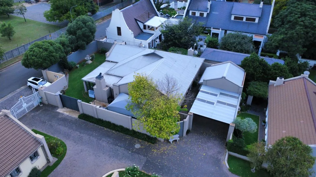 3 Bedroom Townhouse to rent in Heidelberg Central