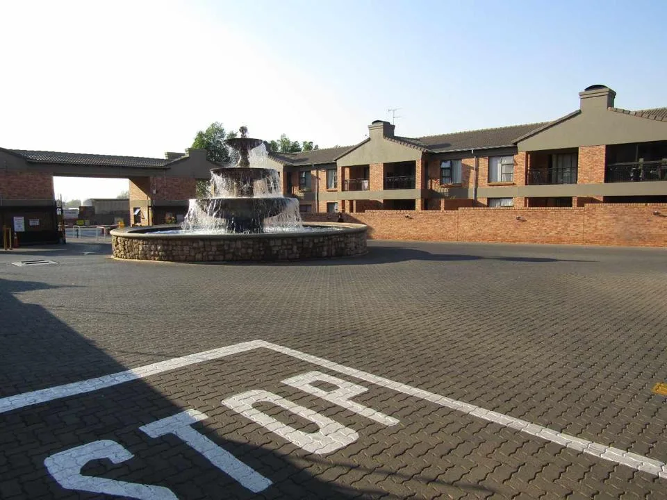 2 Bedroom Apartment / flat to rent in Ravenswood
