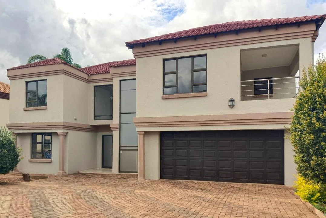 5 Bedroom House to rent in Thornhill